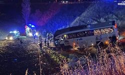 Ağrı Otobüsü Şarampole Uçtu: 2’si Ağır 24 Yaralı