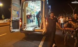 Diyarbakır'da kamyonetin kapısı aniden açıldı: Yolcu yola savruldu