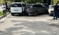 Elazığ'da 4 aracın karıştığı zincirleme trafik kazası