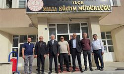 Muhtarlar Doğubayazıt’ın eğitim ihtiyaçlarını Mehmet Kartal’a aktardı