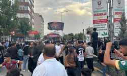 Amedspor Otobüsüne Doğubayazıt’ta Büyük Destek: “Beşiktaş’ı Yeneceğiz"