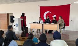 Patnos’ta "Kariyer günleri" etkinliği: Gençlerin geleceğine ışık tutuldu