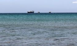 İran: "Hürmüz Boğazı’nda dev tanker deniz mayınına çarptı"