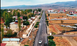 Diyadin İlçe Merkezinde 4 Kilometrelik Sıcak Asfalt Çalışması Tamamlandı