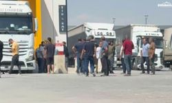 Gürbulak Sınır Kapısı’nda X-Ray sırası sürücüleri bezdirdi