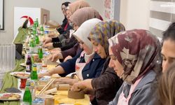 Kızılay Kadın Ağrı'dan 81 İl 81 Aşevi Projesi'ne destek