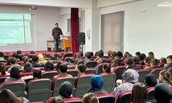 Patnos’ta lise öğrencilerine bağımlılıkla mücadele eğitimi