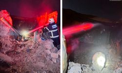 Doğubayazıt'ta Metruk Evde Çıkan Yangın Korkuttu