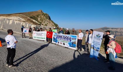 Nemrut Kalderası'nda 30 kilometrelik çanak yürüyüşü