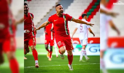 Amedsporlu Dia Saba Süper Lig'de zirveye çıktı