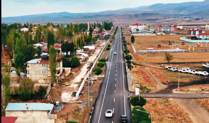 Diyadin İlçe Merkezinde 4 Kilometrelik Sıcak Asfalt Çalışması Tamamlandı