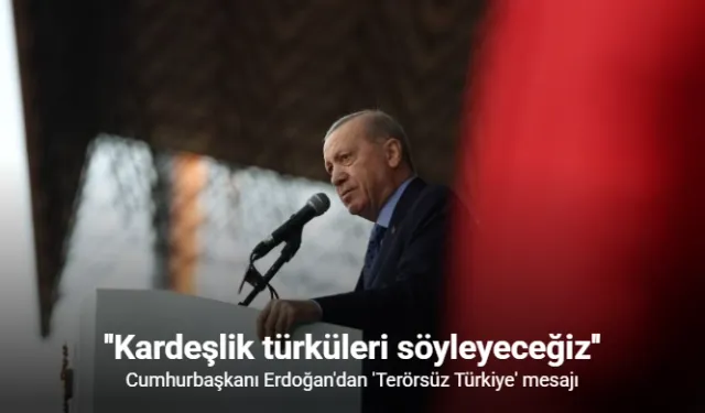 Cumhurbaşkanı Erdoğan: "Birileri 30 yıl öncesinin kodları içinde gelişmeleri ele almaya çalışırken, biz yeni sistemin kutup başlarından biri olmak için ne gerekiyorsa onu yapıyoruz"