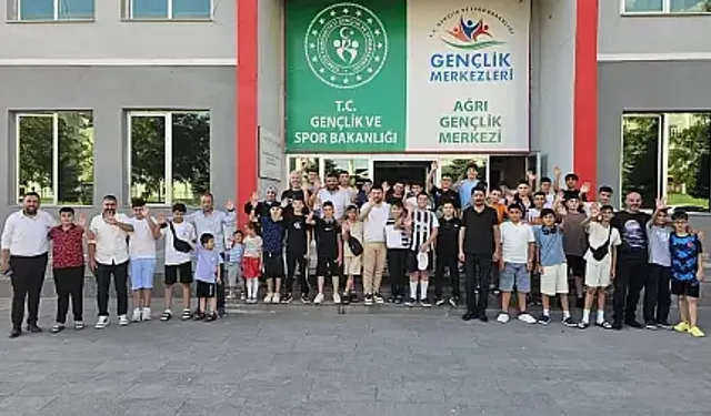 Akdeniz Dalgalarıyla Buluşma Vakti: Ağrılı Gençler Valizleri Topladı, Büyük Macera Resmen Başladı!