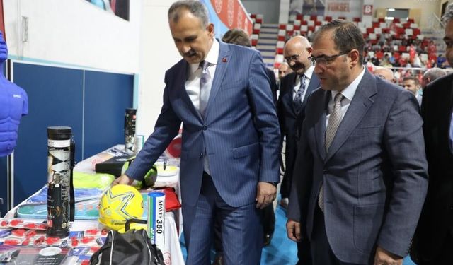 Ağrı'da gençlere 15 milyonluk spor desteği