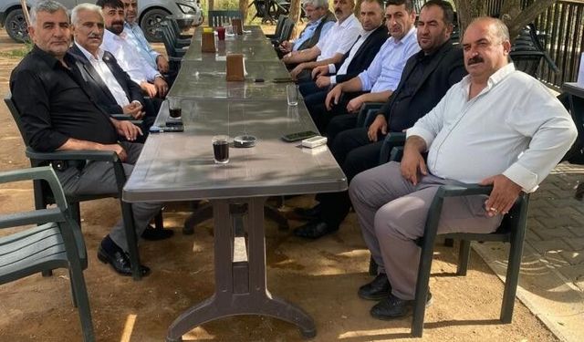 Bitlis'in Güroymak ilçesinde muhtarlar derneği istişare toplantısı düzenledi