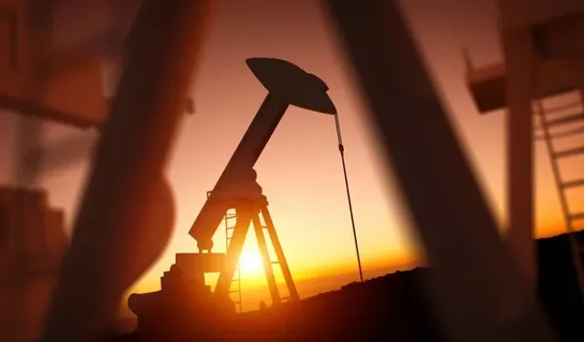 Brent Petrolün Varil Fiyatı 106 Doları Aştı