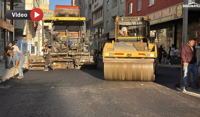 Doğubayazıt’ta belediye sahada: Çarşı merkezinin en işlek caddesi asfaltlandı