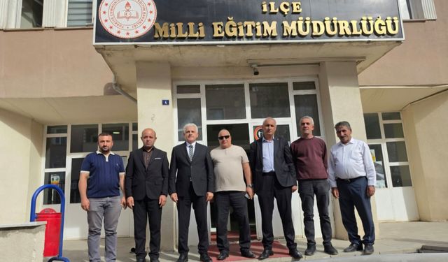 Muhtarlar Doğubayazıt’ın eğitim ihtiyaçlarını Mehmet Kartal’a aktardı