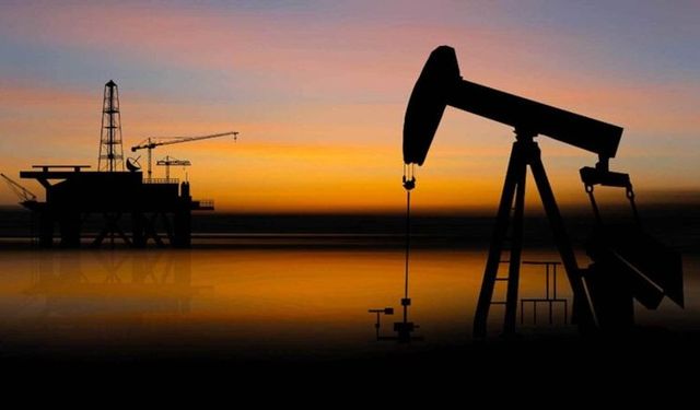 Petrol çalmak isterken zehirlendiler: 43 ölü