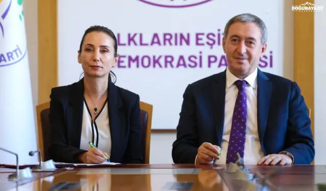 Tüzük ve isim aynı kalıyor: DEM Parti'de sınırlı değişim