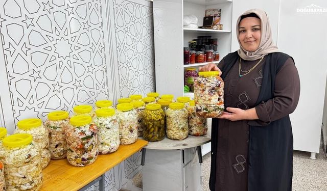 Ağrı'da ata tohumu lahanalar kadınların elinde doğal ilaca dönüştü