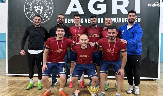 Ağrı'da futsal heyecanı sona erdi: İşte şampiyon takım