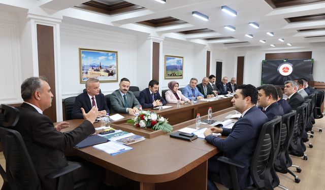 Ağrı'da kaymakamlar bir araya geldi: İşte toplantının gündem maddeleri