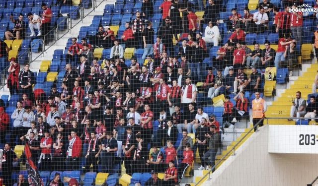 Amedspor maçı öncesi Gençlerbirliği taraftarından stadyum önü tepkisi