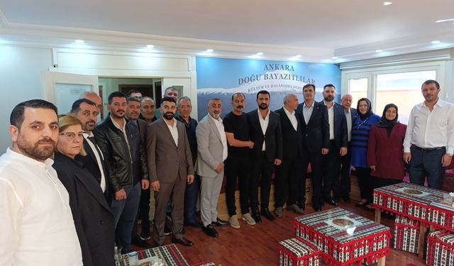 Ankara’da Doğubayazıtlılar Bir Araya Geldi: Hem Dernek Ziyareti Hem Hastaya Moral