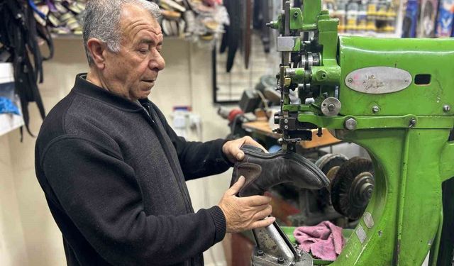 Soğuk hava ayakkabı tamircilerinin işlerini artırdı