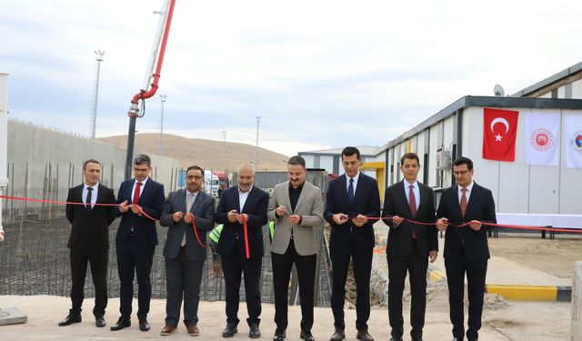 Doğubayazıt’ın sorunlu sınır kapısında yeni X-Ray binası