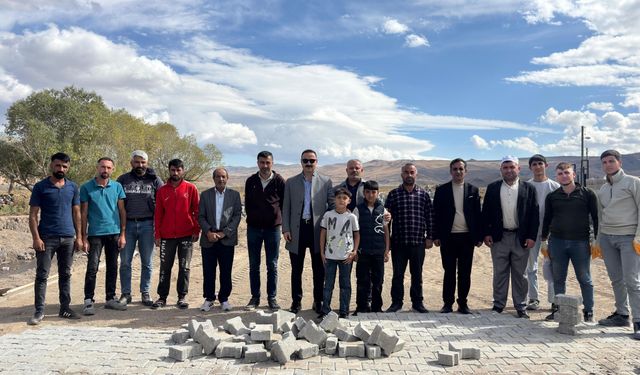 Doğubeyazıt’ta şehitlik yolu yenileniyor