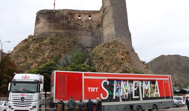 Erzurum’da mobil sinema tırı 650 öğrenciye sinema keyfi yaşattı