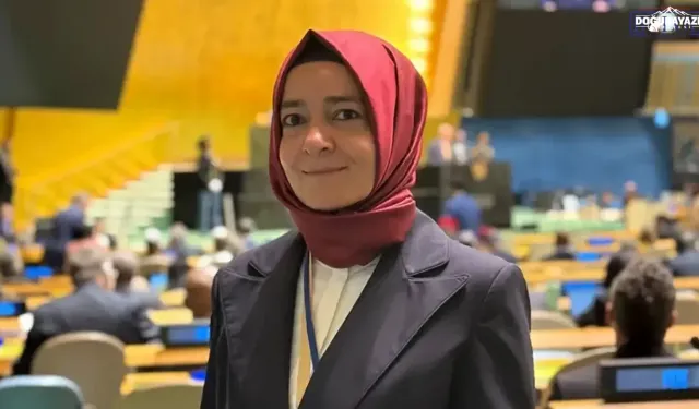 Fatma Betül Sayan Kaya AK Parti’den ihraç edildi