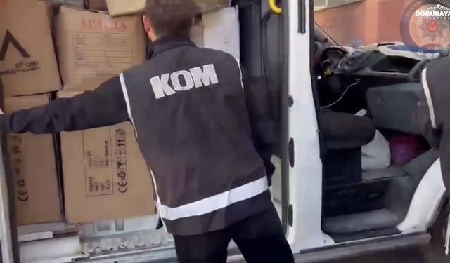 Ağrı'da 28 Bin 950 paket kaçak sigara ele geçirildi