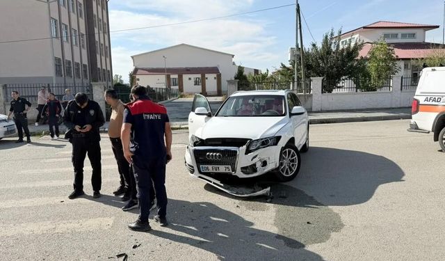 Iğdır’da trafik kazası: 2 sürücü yaralandı