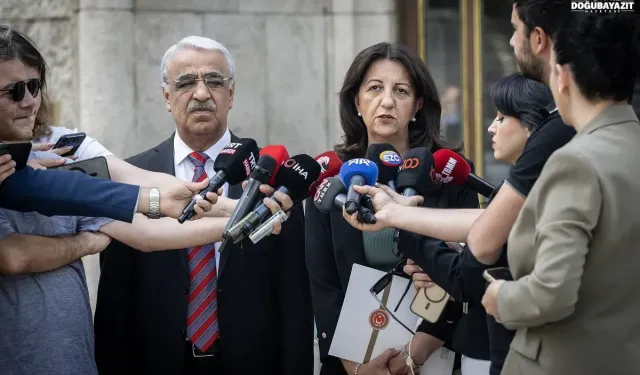 İmralı Heyeti AK Parti ile görüştü: Masada süreç vardı