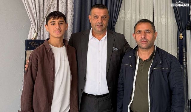 Patnos’ta esnafın sorunlarını dinledi: Derdiniz bizim derdimiz