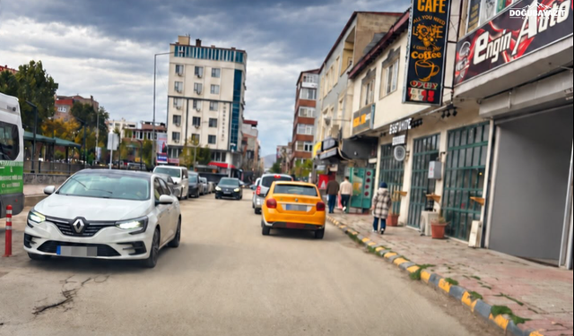 İshak Paşa Sarayı Yolunda Tehlikeli Seyir, Vatandaşlar Denetim İstiyor