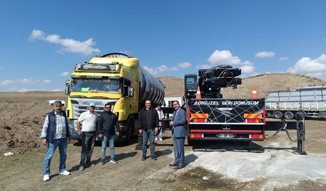 Taşlıçay Belediyesi Üretim Kapasitesini Artırıyor, Yeni Tesis Malzemeleri İlçeye Ulaştı