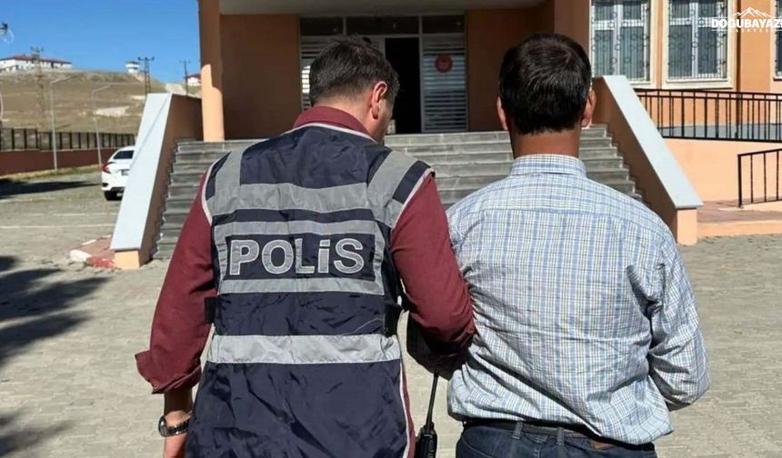 Ağrı'da başkasının kimliğini veren şahıs yakayı ele verdi