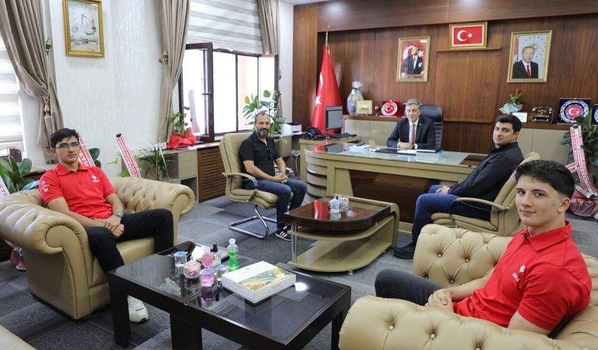 Ağrılı gençlerden büyük başarı: TEKNOFEST’te ilk 22’ye girdiler