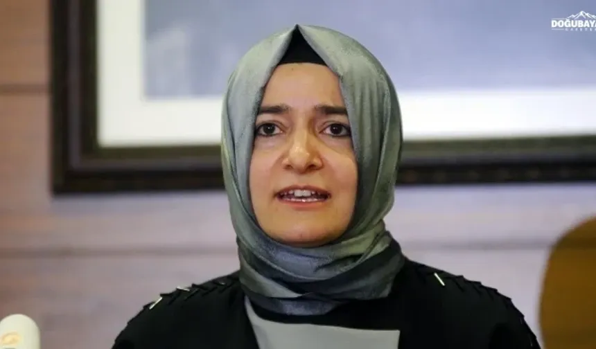 Doğubayazıtlı eski Bakan Fatma Betül Sayan Kaya istifa etti