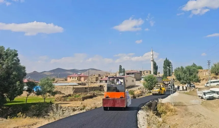 Doğubayazıt’ta 3,5 kilometrelik köy yolu asfaltlandı