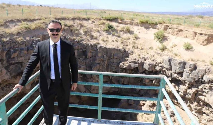 Doğubayazıt’taki Meteor Çukuru vatandaşa kapalı, bürokrasiye açık