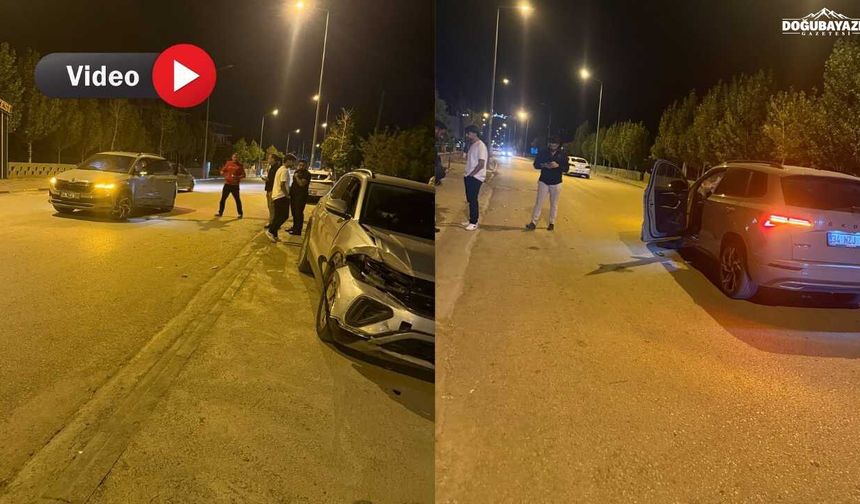 Flaş! İshakpaşa yolunda iki araç kazaya karıştı: O anlar kamerada