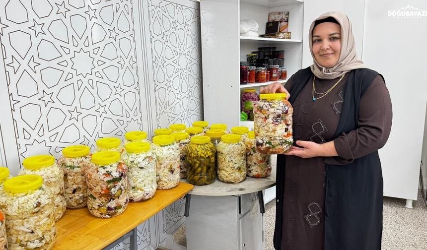 Ağrı'da ata tohumu lahanalar kadınların elinde doğal ilaca dönüştü