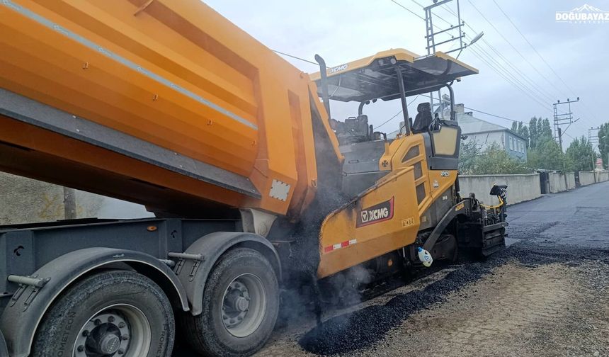 Ağrı'da yol seferberliği sürüyor