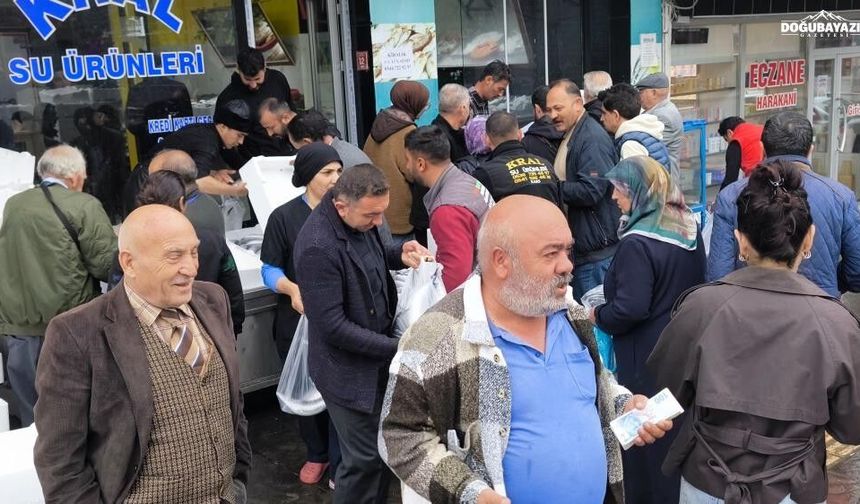 Kars'ta 50 liralık palamut izdihamı