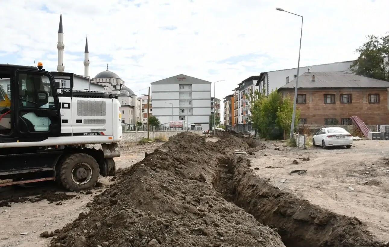 Ağrı Patnos'ta Altyapı Seferberliği Başkan Çalışmaları Yerinde Inceledi
